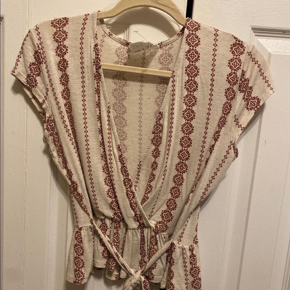 Women’s shirt